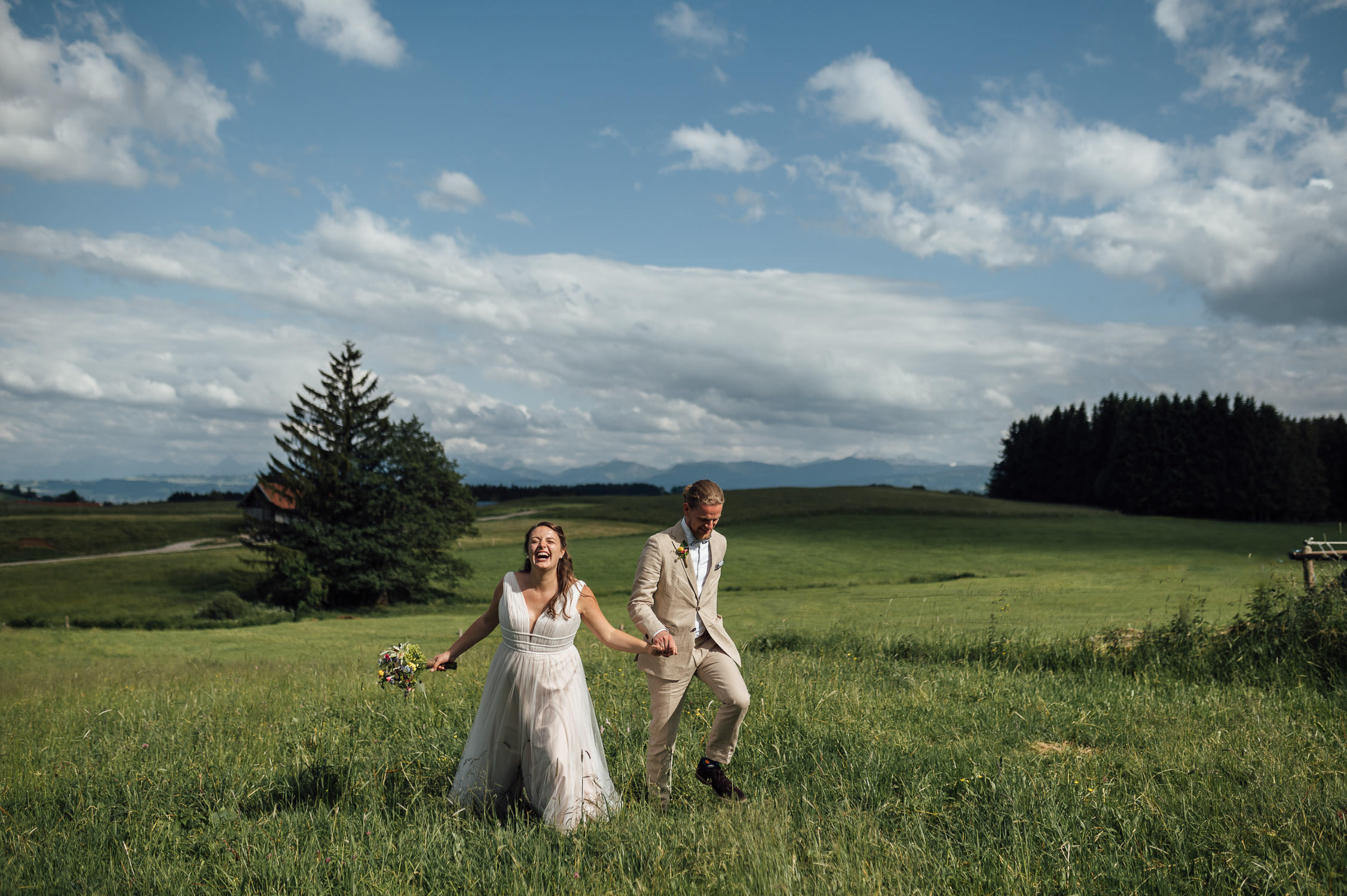 Hochzeitsfotograf in Kempten im Allgäu | Sommerhochzeit in der Hoimat in Eschach bei Buchenberg im Oberallgäu